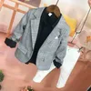 衣類セット良い品質の少年のスーツジャケット格子縞パターン子供用スーツフラワーガールリングベアラードレスボーイシャツピアノカムブレザー