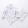 衣料品セットファッション5pcs黒/白い子供スーツドレスベイイズスーツバプテスマバプテスマボーイズ服卒業ガウンのためのウェディングスーツ