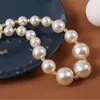 Chaînes De Luxe Femme Blanc Grand Colliers De Perles Pour Les Femmes De Mode Or Couleur Métal Boule Creuse Perles Collier Fête De Mariage Bijoux Cadeau