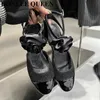 2023 neue Sommer Sandalen Frauen Flache Heels Französisch Blume Ankle Strap Schuhe Marke Spitz Maultiere Farbe Passenden Alias Mujer 0220