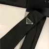 2021 unisexe crime triangle écharpe classique grande lettre cravate mâle bracelet hip hop haute qualité en gros courrier