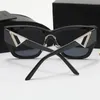 Gafas de sol de diseñador Nuevas anteojos de moda clásica de moda retro para mujer para mujer gafas de sol antiglare UV400 oro y plata trian6979252