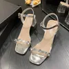 Sandalen 2023 Fashion Crystal Women Mid Heel Shoes Summer Luxury Designer Pumps Chunky Open Teen Glides Lady Zapatillas