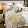 Set di biancheria da letto con ricamo in piume dorate Set copripiumino trapuntato in cotone egiziano bianco di lusso Set lenzuolo di lino Fodere per cuscini Biancheria da letto Hom269P