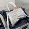 2022 moda damska torebka luksusowy projektant torby biały czarny skórzany haft Multicolor jedno ramię duża pojemność torba typu Bucket Crossbod