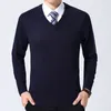 Hommes Chandails Marque De Mode Chandail Hommes Pull Col En V Slim Fit Pulls À Tricoter Épais Chaud Automne Style Coréen Casual Hommes Vêtements 230222