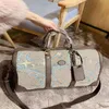 Borsone da viaggio per bagaglio a mano con stampa anatra con borsa da viaggio stampata in cartone animato Designer unisex Borse da viaggio Borse in pelle di tela beige T297t