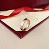 Ring signaturdesigners älskar män och kvinnors rosguldsmyckenälskare ringstorlek 5 till 10 meter