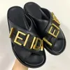 Slippers Designer Slipper Sliders Mens Womens Summer Sandals Beach Ladies Flip Flops Loafers Black White Blue Slides Chaussures Shoes UFD3