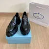 Prad Damenschuhe Prad Pardas Luxus-Designermarke Prad Pardas Abendschuh Metall Dreieck Monolith gebürstetes Leder Loafer Platfo eP