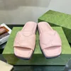 Damski Matelass Slide Sandal Sandal Flips Outdoor Cienki pasek klapki Krzyż Casual Flat Buty Spring and Summer Beach Women's 35-41