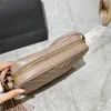 10A Mirror Quality Designer Lou Camera Small 23cm Femmes Nude Valfskin Chevron Pours matelassé Luxury Real Cuir Mandsbag Crossbody Boîte Boîte à épaule noire Sacs