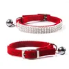 Hundhalsar Pet Collar Solid Color Cat Puppy Three Rows Elastic Diamond Bend Belt Bell Supplies Tillbehör