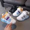 Sneakers Children Sports Shoes Spädbarn mjuk soliga småbarnskor Fall Girls Baby Baby Net Sneakers Fashion Kids Shoes for Boys 2023 R231204