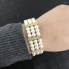 Bangle Elegant Lady Pearl Armband Inlaid Crystal Wrist Ornament Handgjorda pärlstav kvinnors smycken