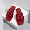 Nuevos zapatos de verano para mujer, sandalias de fondo plano con patrón de piedra, chanclas, chanclas de cinta a la moda, sandalias con Clip para pies