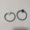 Bandas de goma transparentes acrílicas en blanco y negro a la moda, horquilla de cuerda para la cabeza para damas, tocado favorito, accesorios de joyería, regalo vip