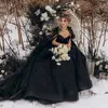 Vestido de maternidad gótico de bola negra Vestidos de novia con abrigos largos Apliques de encaje vintage Vestidos de novia de talla grande Vestidos de recepción nupciales sin espalda sexy CL1898 s