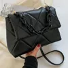 Evening Bags Soft PU Leather Crossbody for Women Embroidery Thread Flap Bag Luxury Branded Trending Chain Shoulder Handbags Purse 230223