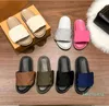 Designer pool kudde tofflor mode show ny stil toffel dam pr￤gling skor topp 23 l￤der sandal solnedg￥ng platt gummi yttersula glider sandaler