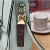 Moda PU Deri Anahtar Yüzükler Tasarımcı Anahtarlık Toka severler Araba El Yapımı Anahtarlıklar Erkek Kadın Çantası Araba Anahtarı Kolye Aksesuarları Noel Partisi hediyesi