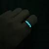 les mêmes couples sonnent la bague lumineuse discothèque bijoux lumineux