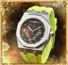 Crime Premium masculino Full funcional Full Wristwatch 42mm Movimento de quartzo masculino relógio de tempo de aço inoxidável Sapphire Glass Glass Popular US Trend Wristwatch