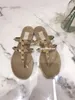 New Woman Summer Sandals Rivets big bowknot Flip Flops Beach Sandalias Femininas Flat Jelly Designer Sandals4177344