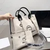 デザイナーバッグLuxurys Woman Horseshoe Design Design Shourdle Bag