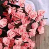 Kwiaty dekoracyjne 5 szt. Wystrój ślubny sztuczne rośliny bukiety prawdziwie wyglądające fałszywe róże róże łodygi pee