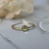 Ringas de banda Ringas de prata Diamantes embutidos verde fresco Peridot Cristal redondo Ring Anel Abertura ajustável Delicada Files originais Jóias G230213