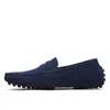 M￤n casual skor mens glid p￥ lat mocka l￤dersko stor storlek 38-47 r￶tt multi