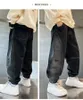 Jeansy jeansowe i zimowe dżinsy spodnie dziecięce Spring środkowy i elastyczne aksamitne spodnie dla dużych dzieciaków 230223