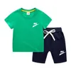 Barnkläder Set Baby Pojkar Flickor Kostym Sommar Casual T-shirts Lösa shorts Set Unisex Småbarn 2 delar Barn Baby Outifs Kläder