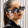 Okulary przeciwsłoneczne Vintage Cat Eye Women Sunglass Fashion Snake Owinięte okrągłe odcienie kobiety luksusowy projekt marki Uv400 okularów 286G