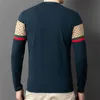 2023 Erkek Tasarımcı Sweaters Göğüs İşlemeli Rozet Logosu Erkek Kadın Sweaters Sweatshirts Çift Modeller Boyut M-4XL