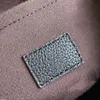 Motkvalitetsdesigner axelväska lyxhandväska äkta läder crossbody väska 25 cm hög imitation underarmsäck med låda zl143