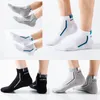 Meias masculinas 10 pares Men Meias Conjunto de algodão Malha de algodão respirável Basquete curto Sports esportivos de inverno absorver meias de tornozelo de suor Grande Tamanho UE 43 44 47 230223