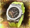 Crime Premium masculino Full funcional Full Wristwatch 42mm Movimento de quartzo masculino relógio de tempo de aço inoxidável Sapphire Glass Glass Popular US Trend Wristwatch