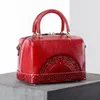 Bolsas de ombro de ombro Red Bolsas étnicas Retro Real Leather Fashion Bolsa Crossbody Bag feminina Mensageiro Vintage Ladies Bolsos Mujer