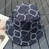 Chapeau de godet de concepteur de grandes lettres pour hommes pour hommes chapeau de luxe à large bord marque de mode chapeau de seau ajusté plat protection solaire casquette de rue