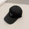 lüks Klasik Beyzbol şapkası casquette Tasarımcılar şapka Premium Malzeme Kapaklar Harf Moda Kadınlar ve Erkekler güneşlik Şapka Spor Topu Kapakları Açık Seyahat hediyesi