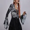 Kvinnors T-skjortor Combhasaki Sexiga kvinnor Fairy Grunge estetiska tryck Mesh Crop Tops Gotiska Se-hough T-shirts Y2K Flare långärmad