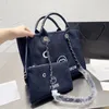 デザイナーバッグLuxurys Woman Horseshoe Design Design Shourdle Bag