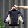 Sweats à capuche Sweatshirts de haute qualité automne printemps enfants garçons veste tricotée Cardigan col en V simple boutonnage à manches longues tricot mode enfants pull 230222