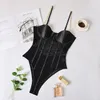 حللا للسيدات rompers التشفير السوداء الشبكة الشفافة bodysuit السلسلة المعدنية الأشرطة عارية الذراع