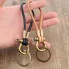 Keychains vintage handgemaakte lederen metalen sleutelhanger sleutelhanger diy mode voor autosleutels Valentijnsdag koppels cadeau luxe