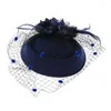 Kopfbedeckungen 4XBF Fascinator Hüte Für Frauen Pillbox Mit Blume Feder Mesh Schleier Und Haarspange Cocktail Tea Party Kopfbedeckung Kopfschmuck