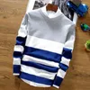 Erkek Sweaters Klasik Sonbahar Kış Çizgili Baskı Süveteri Jumper Rahat Rahat Soğuk Direnç