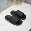 Mode Männer Slider Hausschuhe Luxus flache Rutschen Männer Frauen Schuhe mit Box Sommer Strand Indoor Outdoor Dusche Sandalen Sandale Plattform Turnschuhe klassische Abnutzung 36-45